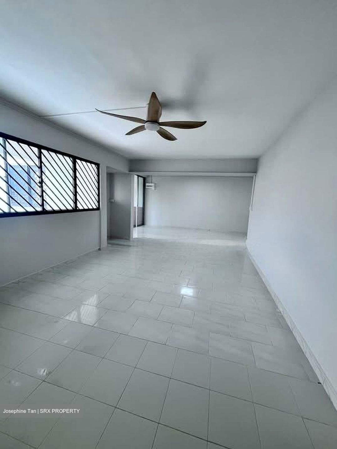 Tampines Street 42 (Tampines), Multi Generation #540889691